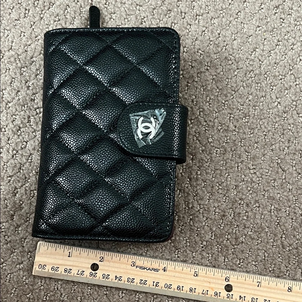 Black Quilted Wallet - Picture 2 of 6